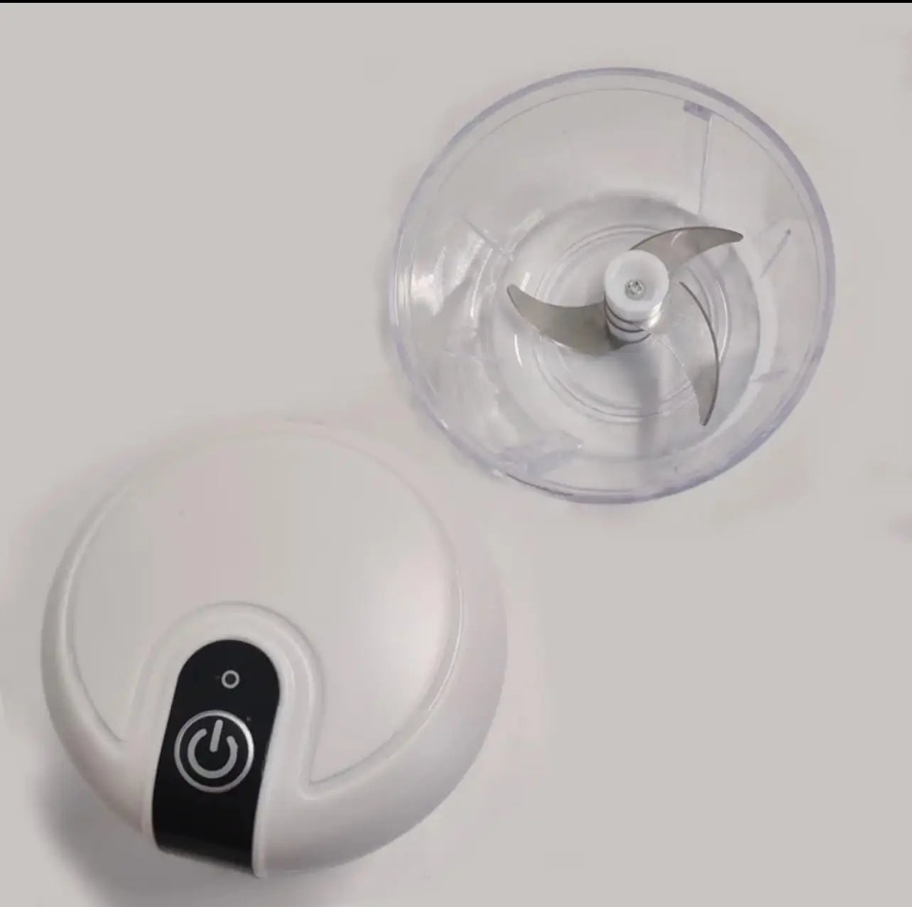 QuickBlend - Prepara tus ingredientes sin enchufes ni enredos.